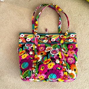 Vera Bradley tote bag